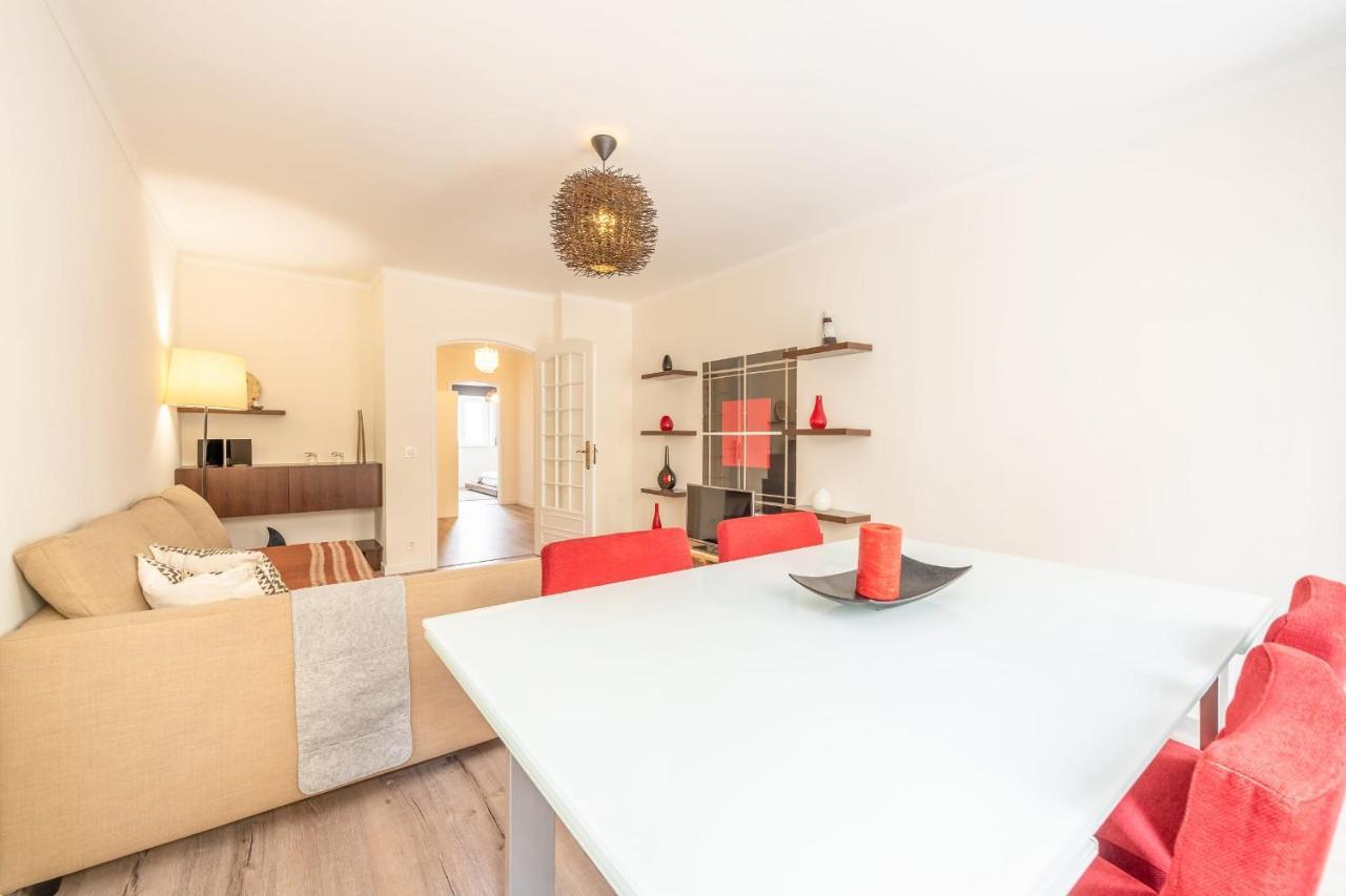 Ferienwohnung Guestready - Minimalist Downtown Apt With Terrace Carcavelos  Exterior foto